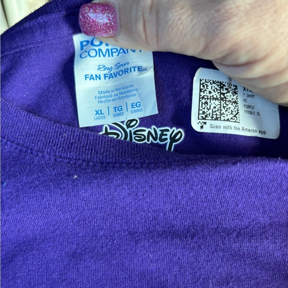 Trick or treating Disney tee - Picture 3 of 4